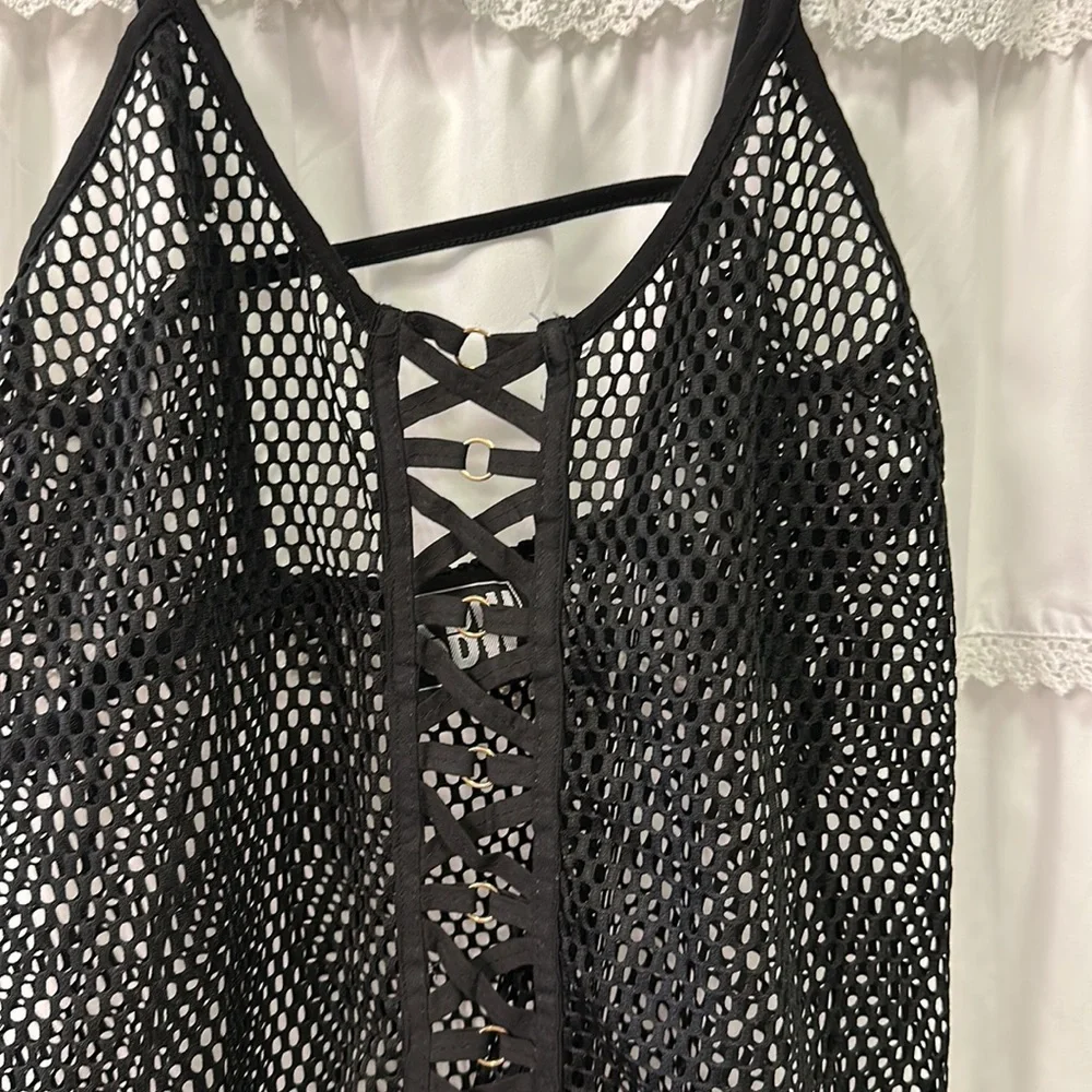 Edgy black mesh cover up - Picture 5 of 6